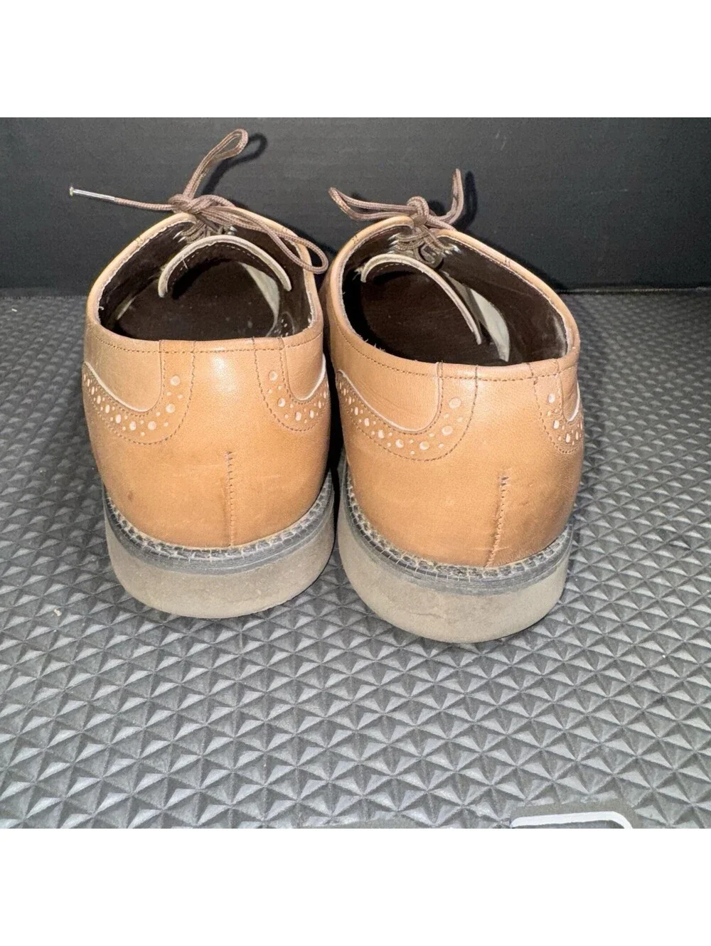 Vintage Dexter Men’s Dress Shoes 10M Tan Leather Cap Toe Oxford Vibram Sole USA